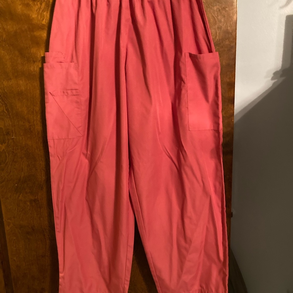 Scrub pants